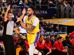 LA Lakers Still Have a Chance, But Its Disheartening Given the Managements Inaction!