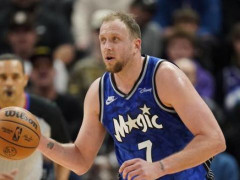 Journalist: Ingles Joins Wolves on 1-Year Deal for $3.3 Million