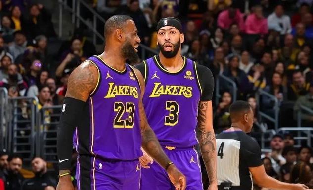 Lakers' Offseason Focus Shifts to Coaching Changes with Redick at Helm